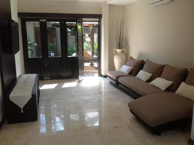 Villa Indah Kuta Royal - Private Pool - Optic Fiber High Speed Internet Exterior photo