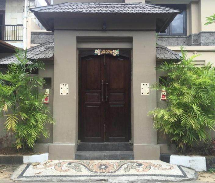 Villa Indah Kuta Royal - Private Pool - Optic Fiber High Speed Internet Exterior photo